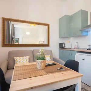https://rosarioseis-loft-mirador-de-morayma.es-andalucia.com